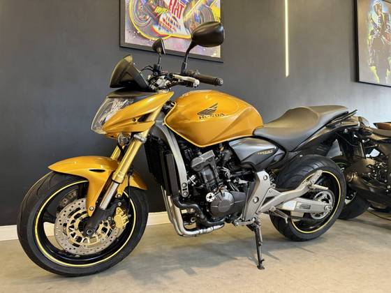 HONDA CB 600F HORNET HONDA CB 600F HORNET